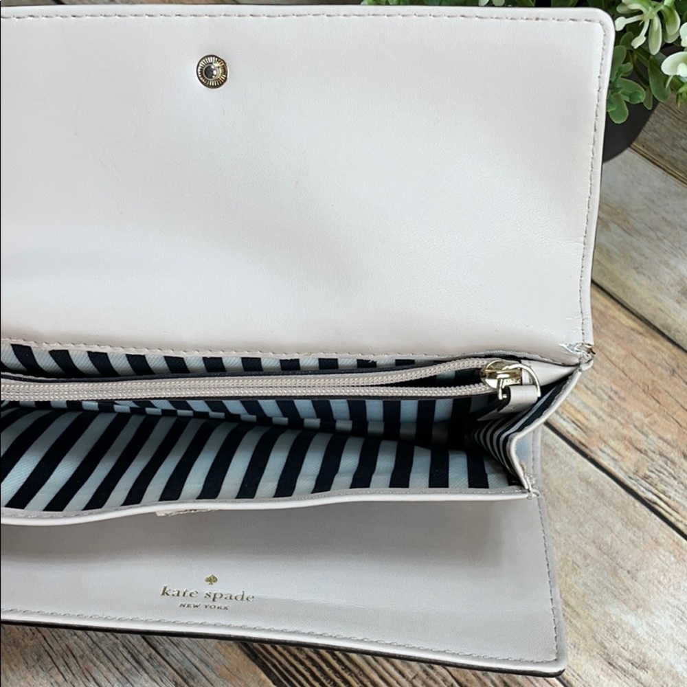 Kate Spade Wallet - Picture 12 of 15